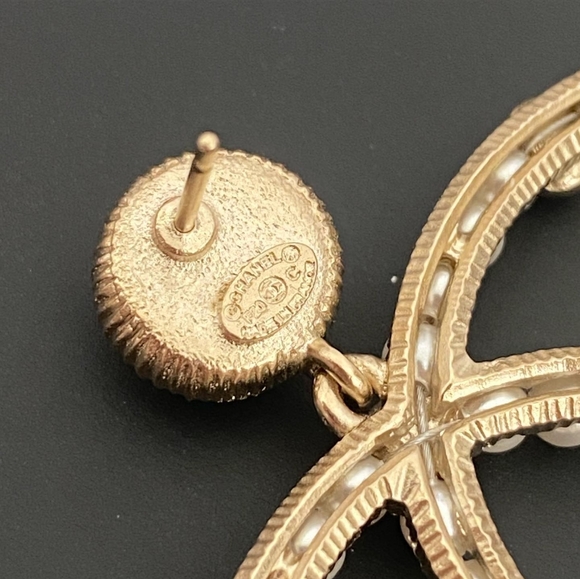 Chanel 2020 Cruise Gold Metal Faux Pearl & Crystal CC Dangle Earrings XL Size - Picture 5 of 10
